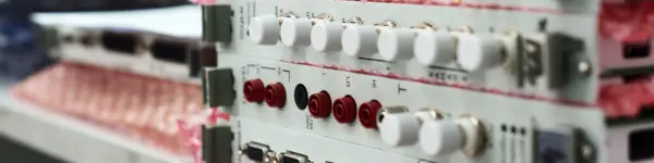 Laboratory test and measurement equipment (instrumentation)